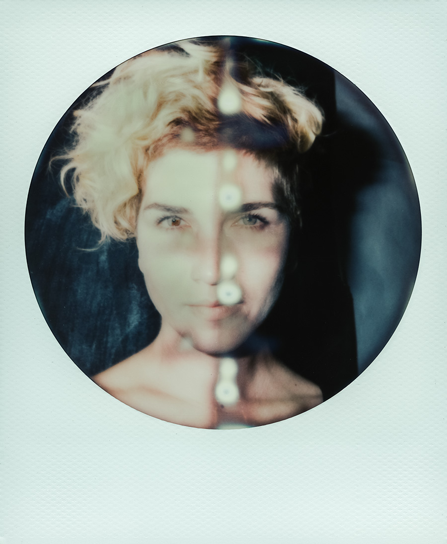 ANALOGE FOTOGRAFIE – Polaroid Antje Kröger