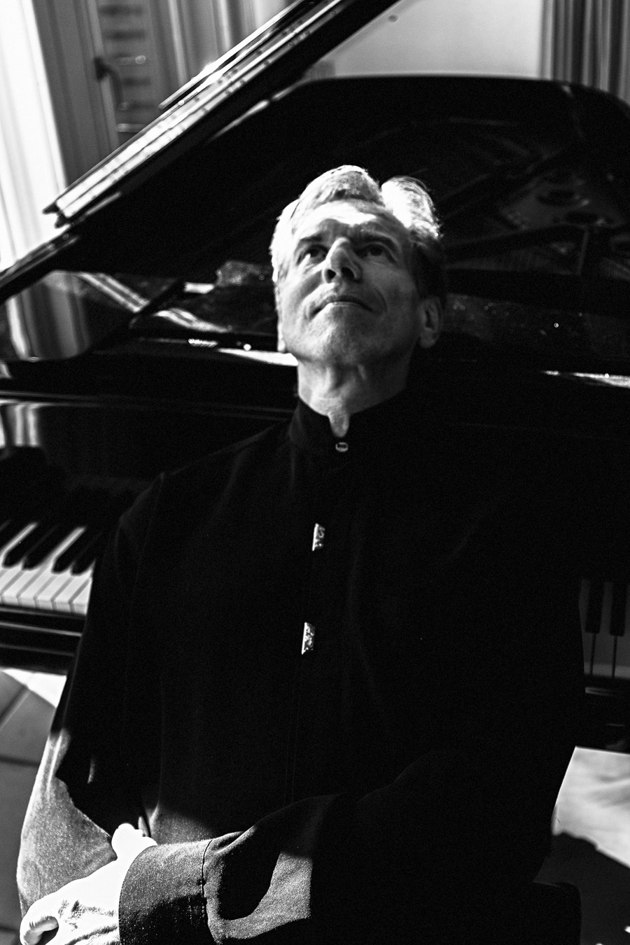 Starkes Musikerporträt eines Pianisten – Leipzig Atelieraufnahme