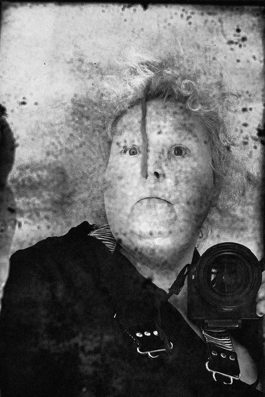 selbstporträt-fotokunst-dickefrau-spiegel