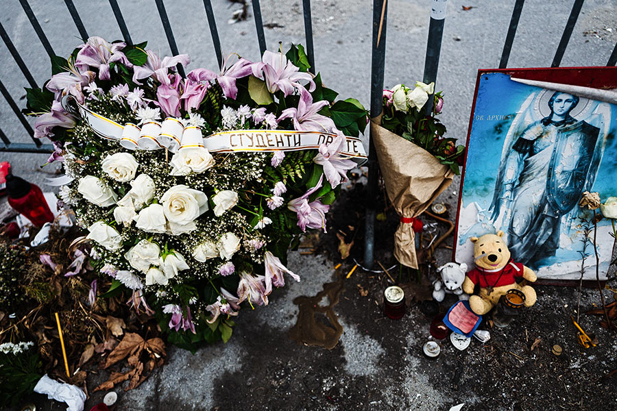 bahnhof-novisad-serbien-balkan-reisefotografie-antjekroeger