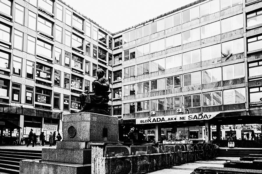 blokada-belgrad-serbien-balkan-reisefotografie-antjekroeger