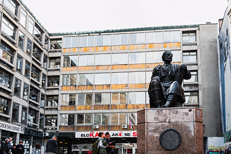 blokade-belgrad-serbien-balkan-reisefotografie-antjekroeger