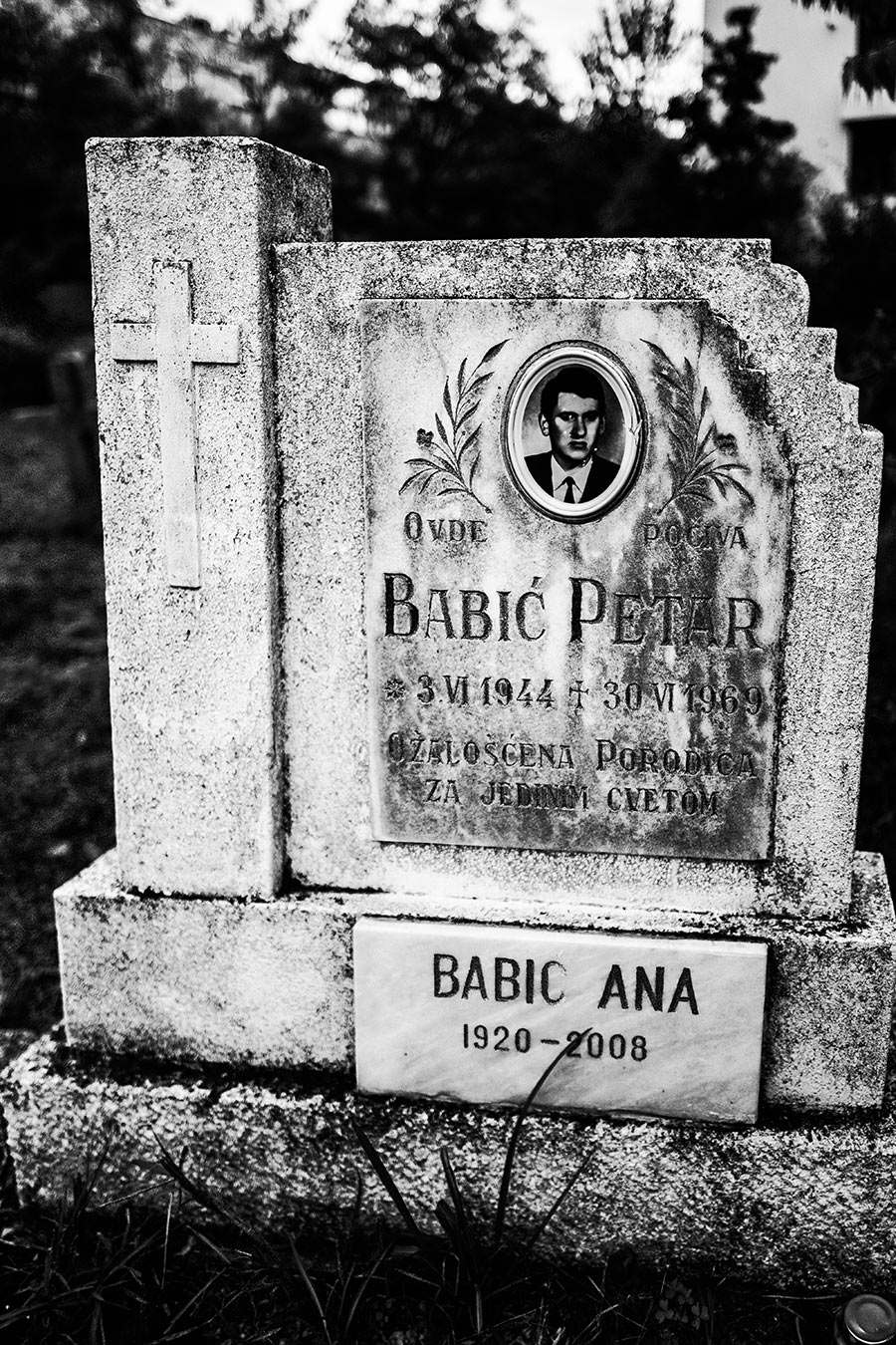 groblja-novisad-serbien-balkan-reisefotografie-antjekroeger