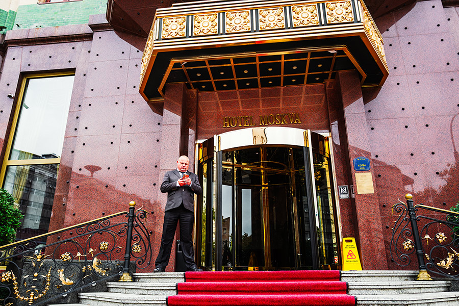 hotelmoskau-belgrad-serbien-balkan-reisefotografie-antjekroeger