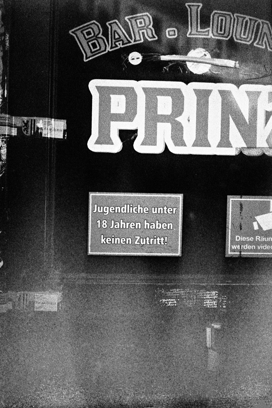 leipzig-analogefotografie-agat18k-barlounge