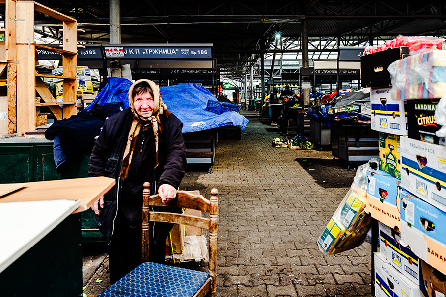 marktamabend-novisad-serbien-balkan-reisefotografie-antjekroeger