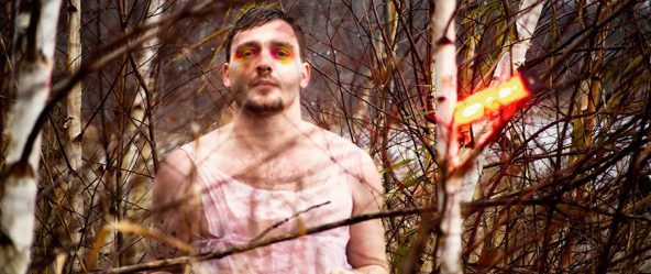 angst-rosakleid-mann-fotokunst