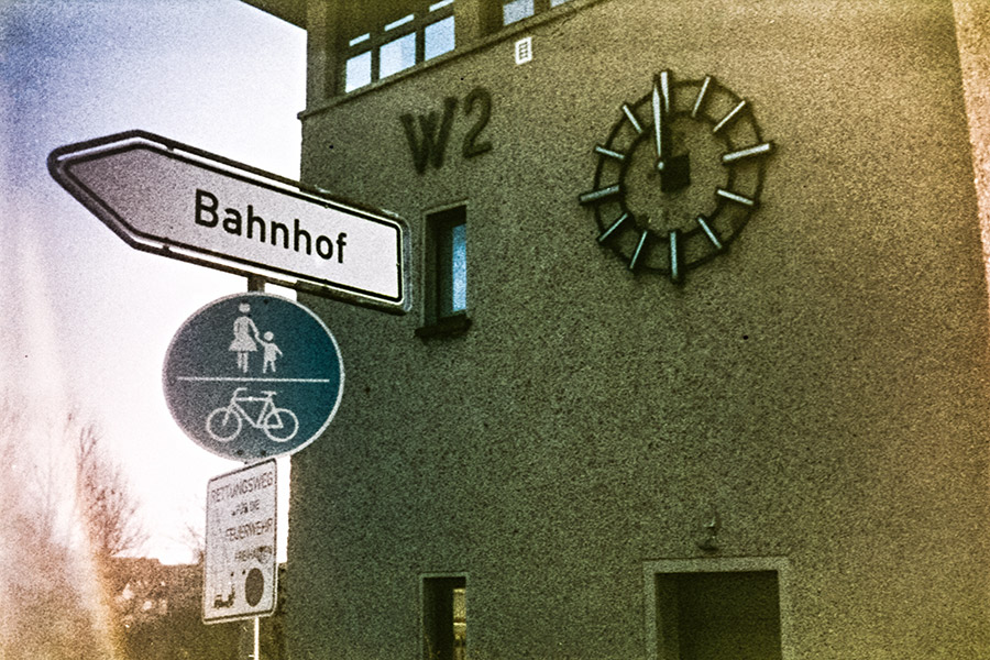 guben-analogefotografie-agat18k-ostdeutschland-bahnhof2