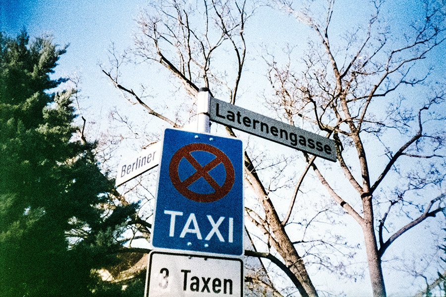 guben-analogefotografie-agat18k-ostdeutschland-laternengasse