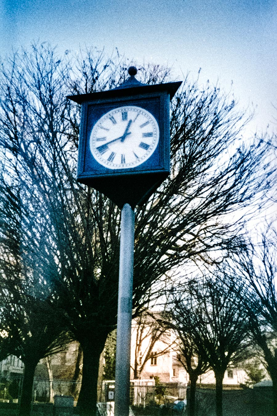 guben-analogefotografie-agat18k-ostdeutschland-uhr