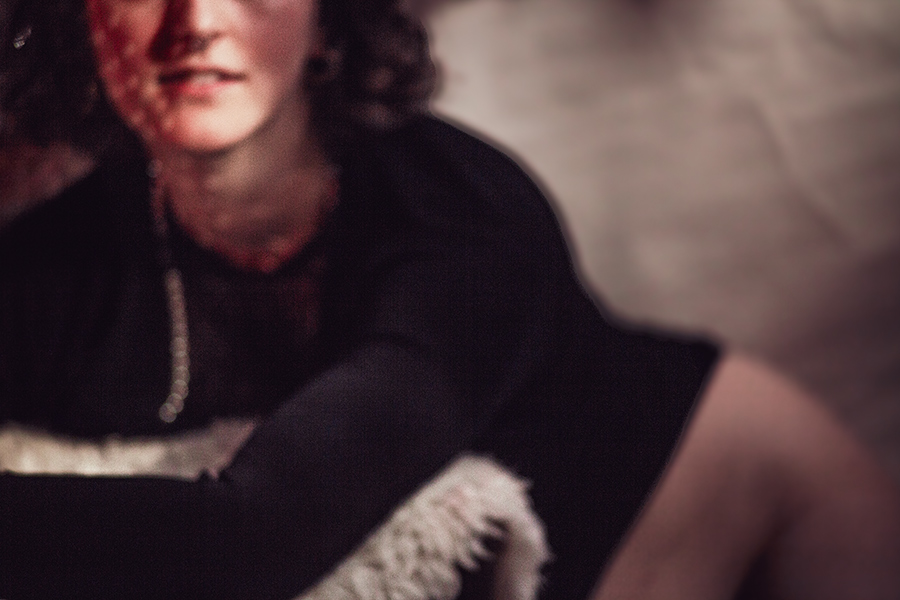 sinnliche frau mit schwarzem body