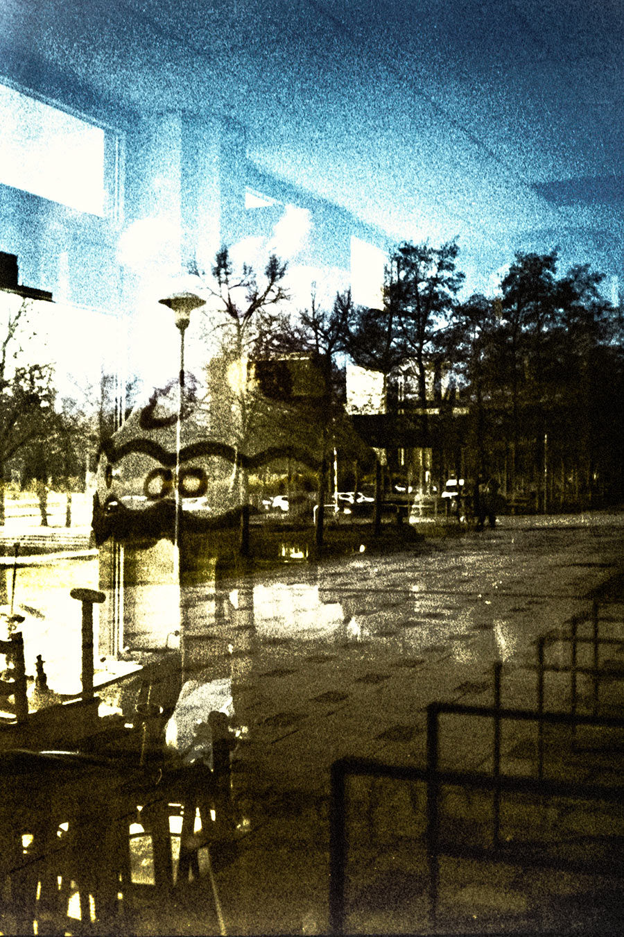 cottbus-brandenburg-analogefotografie-agat18k-sachsendorf-ddr-lampe