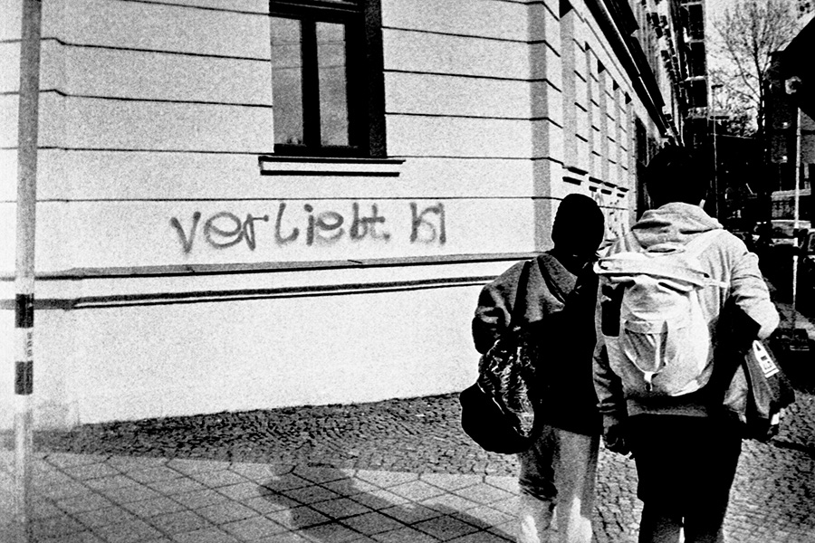 leipzig-agat18k-analogefotografie-verliebt