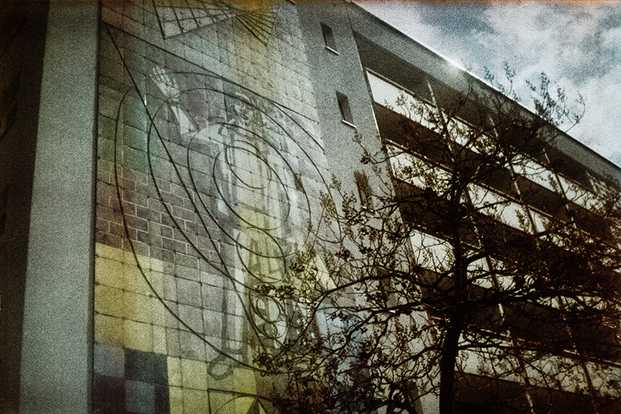 berlin-analogefotografie-agat18k-ddrmosaik-kunstambau3