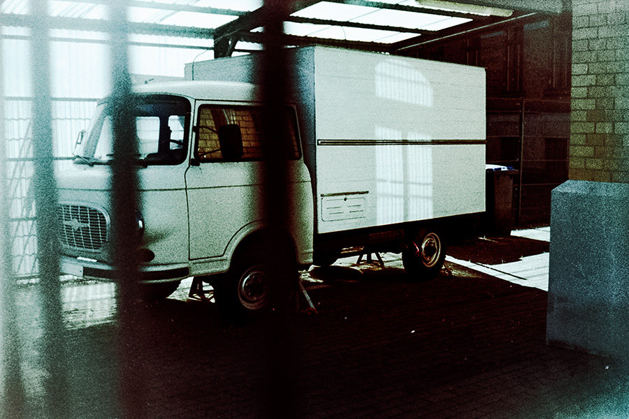 gera-ostdeutschland-analogefotografie-agat18k-barkas