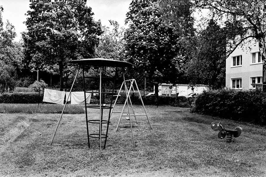 jena-thueringen-ddr-klettergeruest-agat18k-analogefotografie