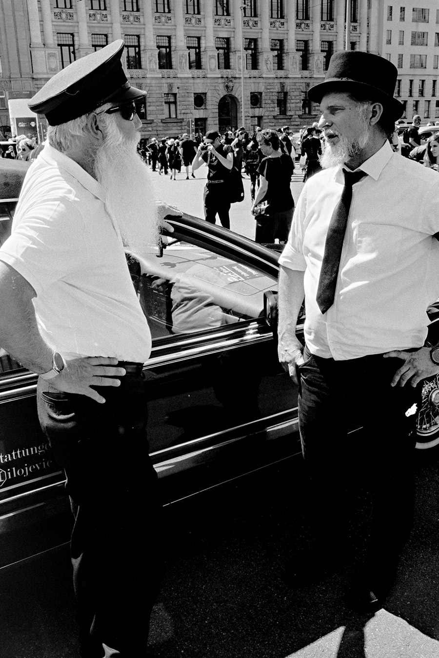leichenwagenprozession-wgt2026-leipzig-analogefotografie5